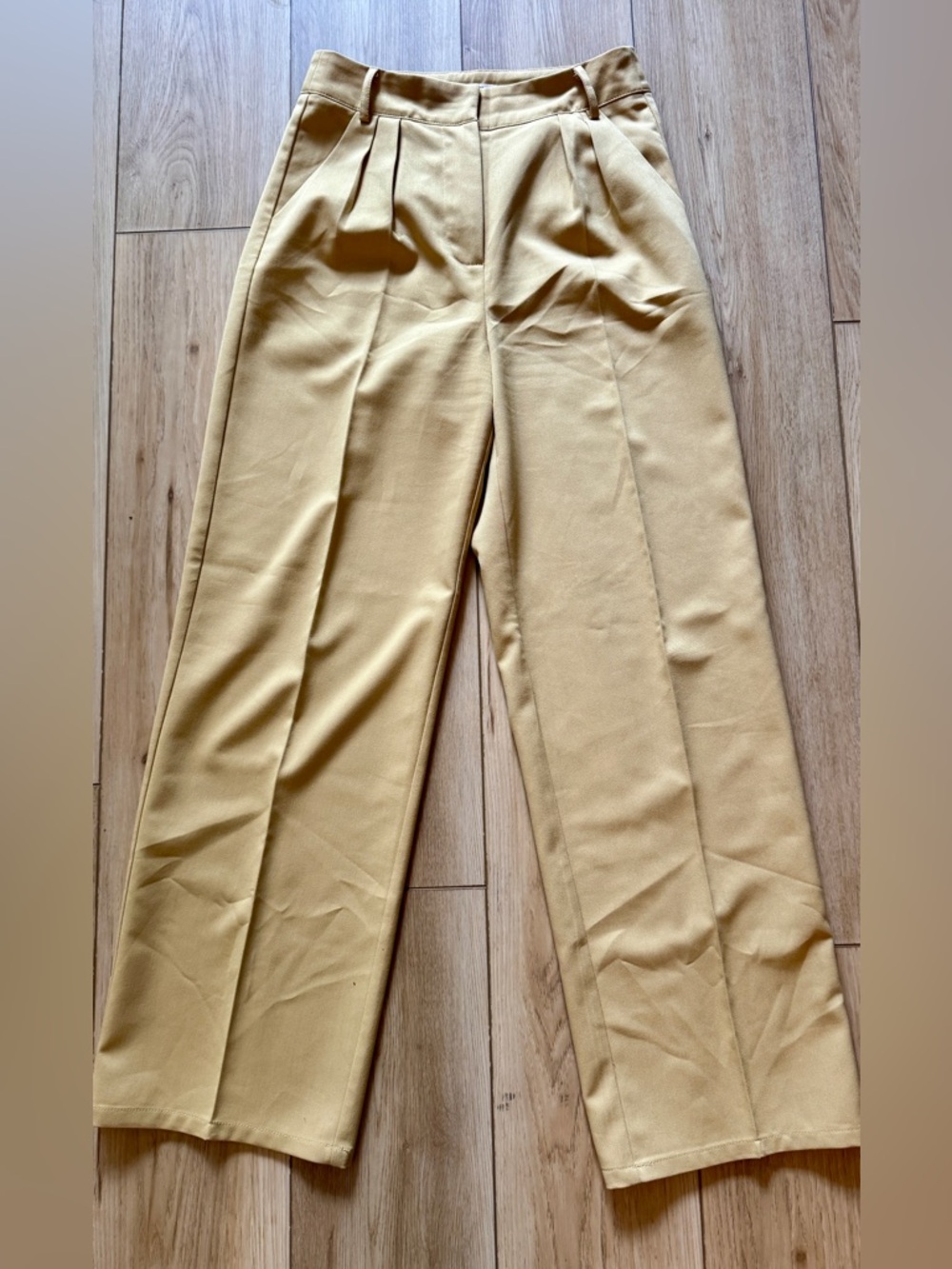 Skylar High-Wasted Wide-Leg Yellow Pleated Pants